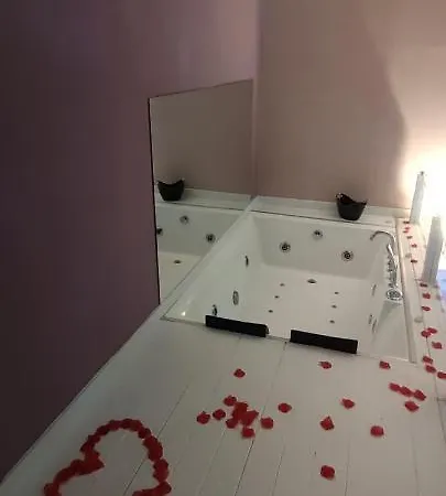 Cerami Luxury Suite *